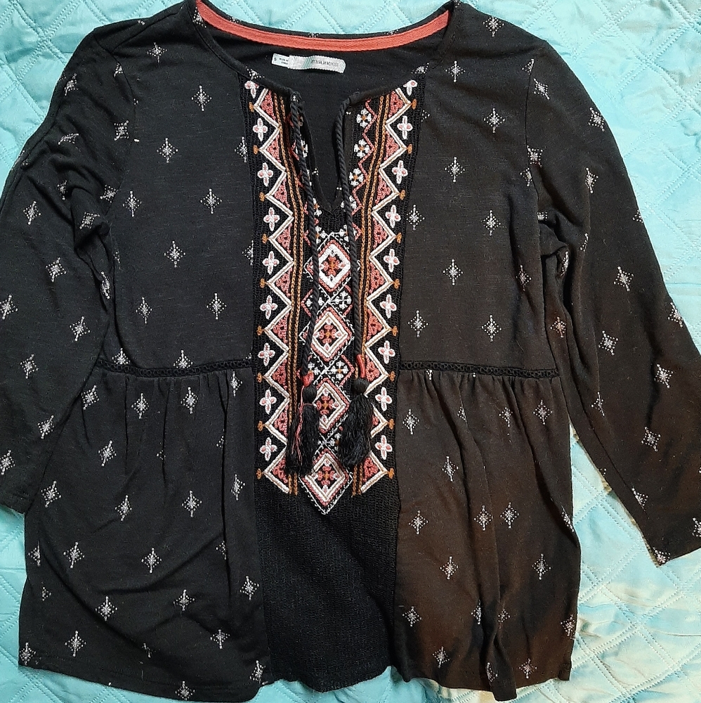 Maurices shirt
